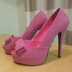 Pinup Couture High Heels